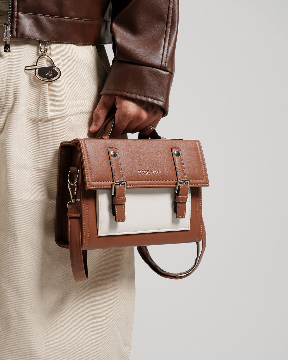 Structura Flap Crossbody - Saddle Brown