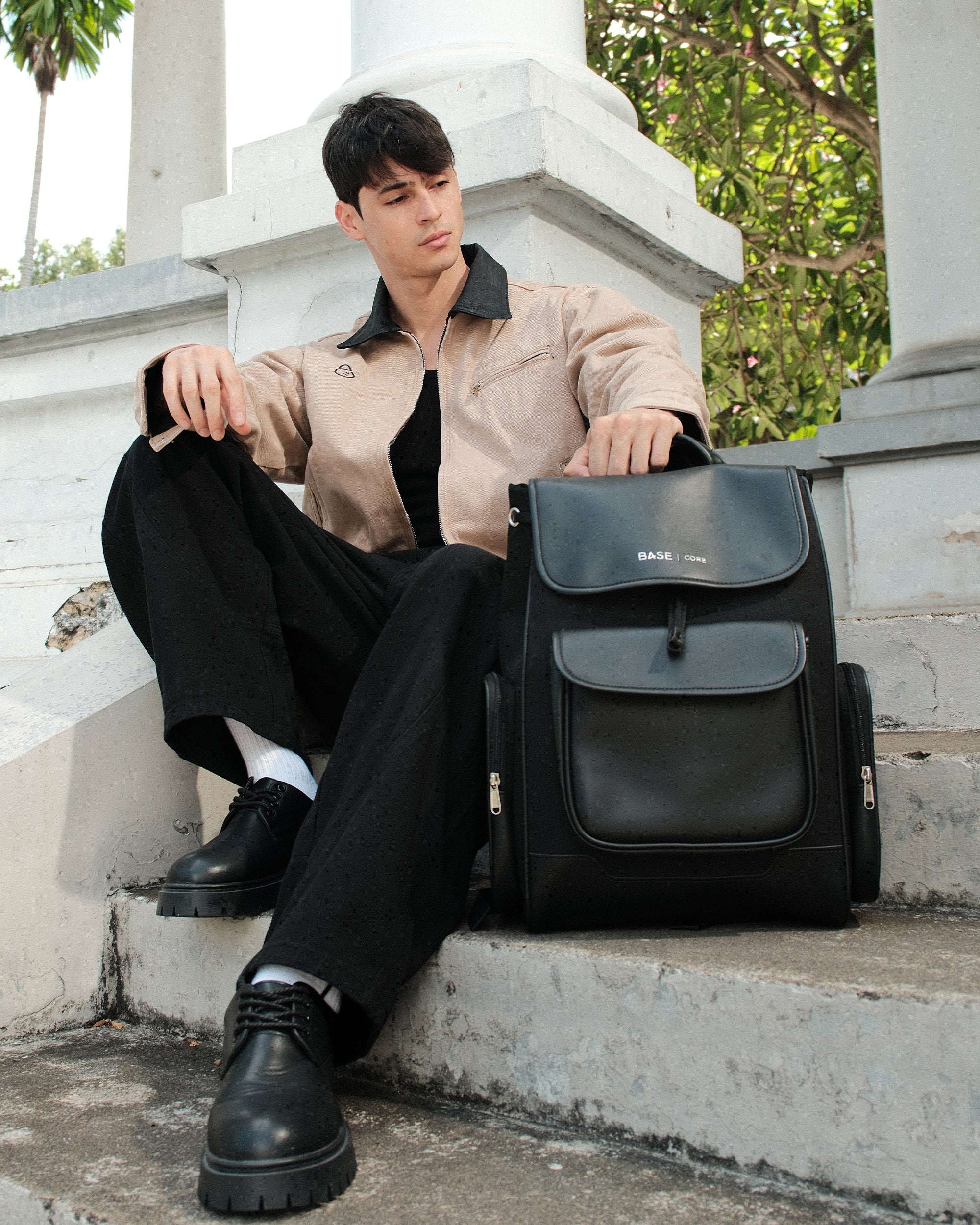 Multi Envelope Flap Backpacks Largre - Black