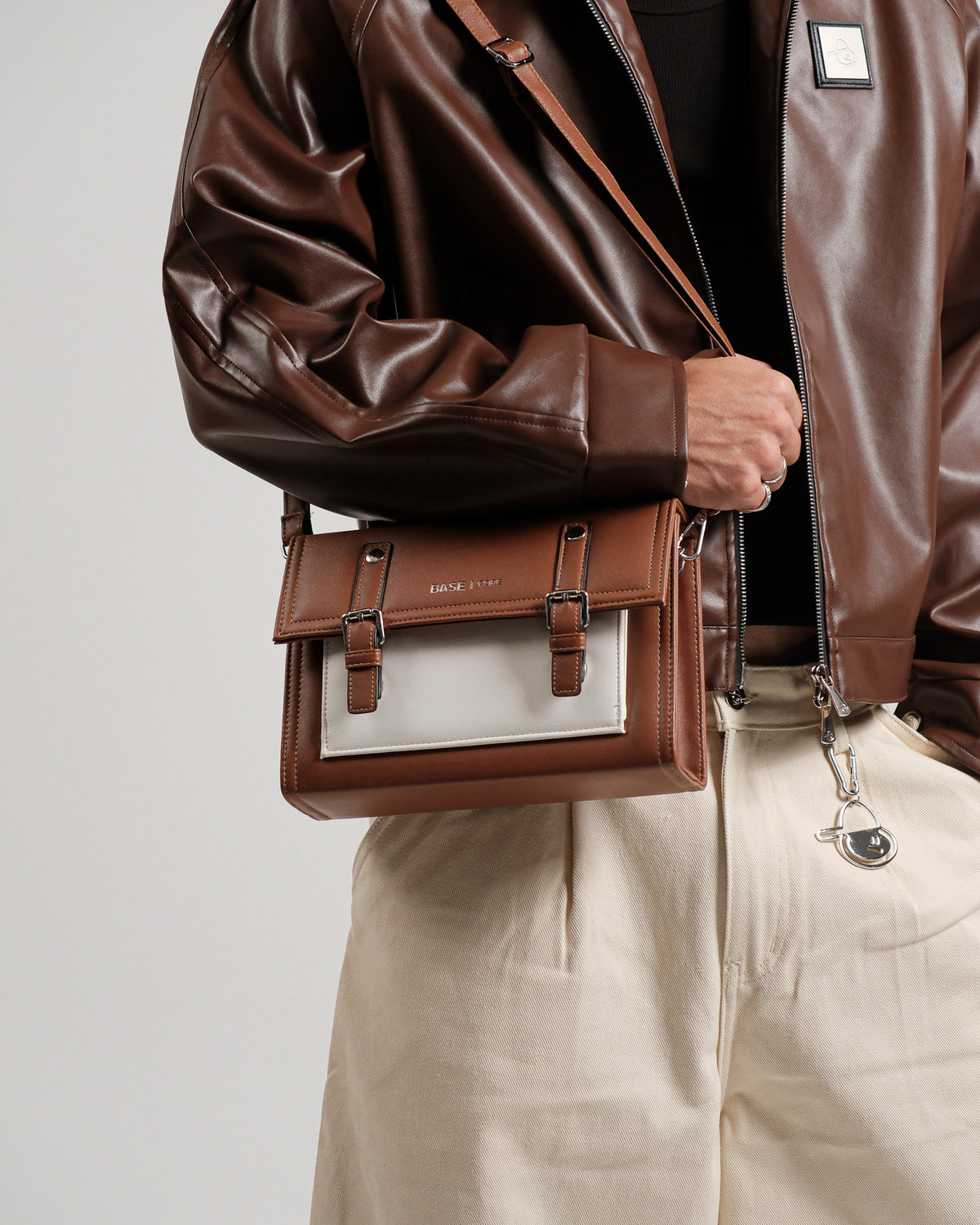 Structura Flap Crossbody - Saddle Brown