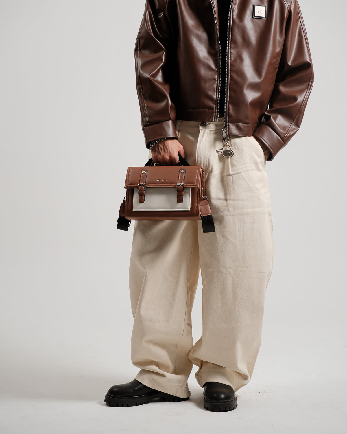 Structura Flap Crossbody - Saddle Brown
